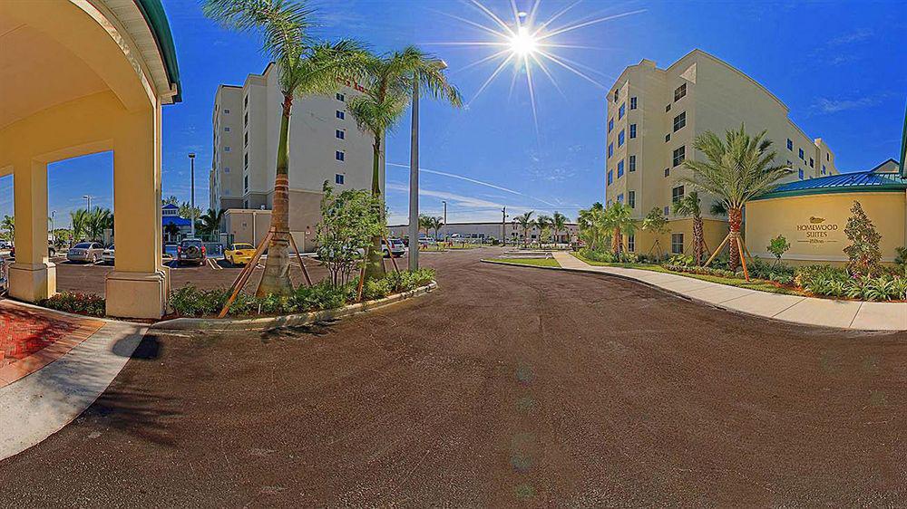 Homewood Suites By Hilton Miami - Airport West Майами-Спрингс Экстерьер фото